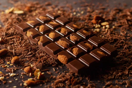 Barra de Chocolate ao Leite com Amêndoa 100g