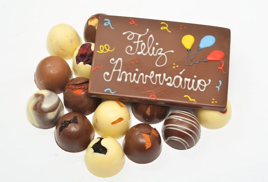 Caixa com 14 Bombons 190g FA