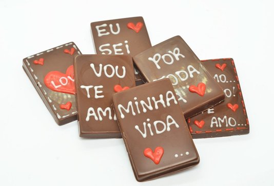Kit Barrinhas de Chocolate com Frase Eu Sei que vou de Amar 150g