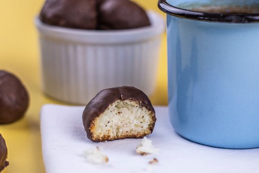 Macroon Docinho de Coco com Chocolate 200g